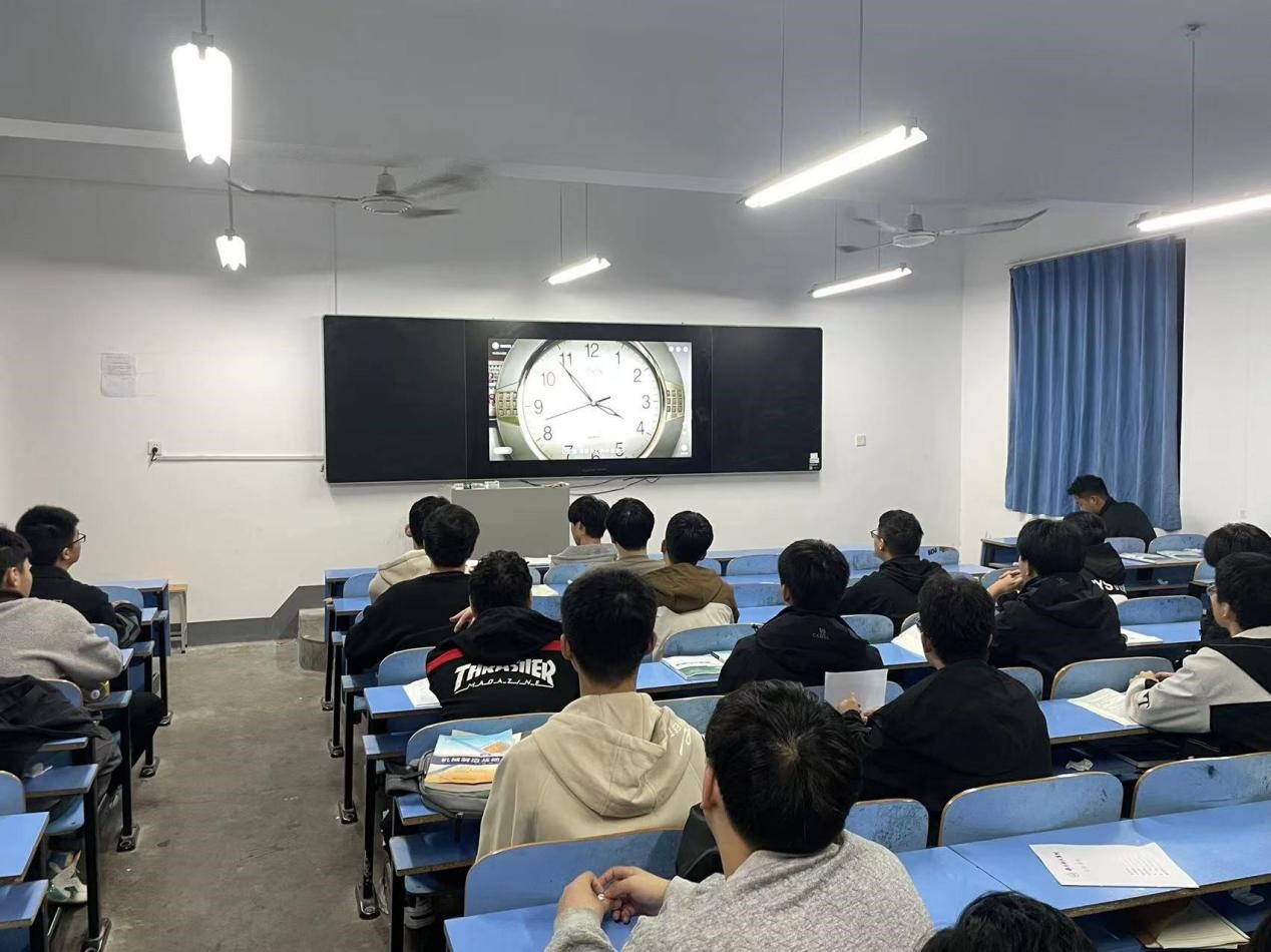 1704795972452.jpg xinLiJiankangJianYuJiaTingYuZiWo1.jpg